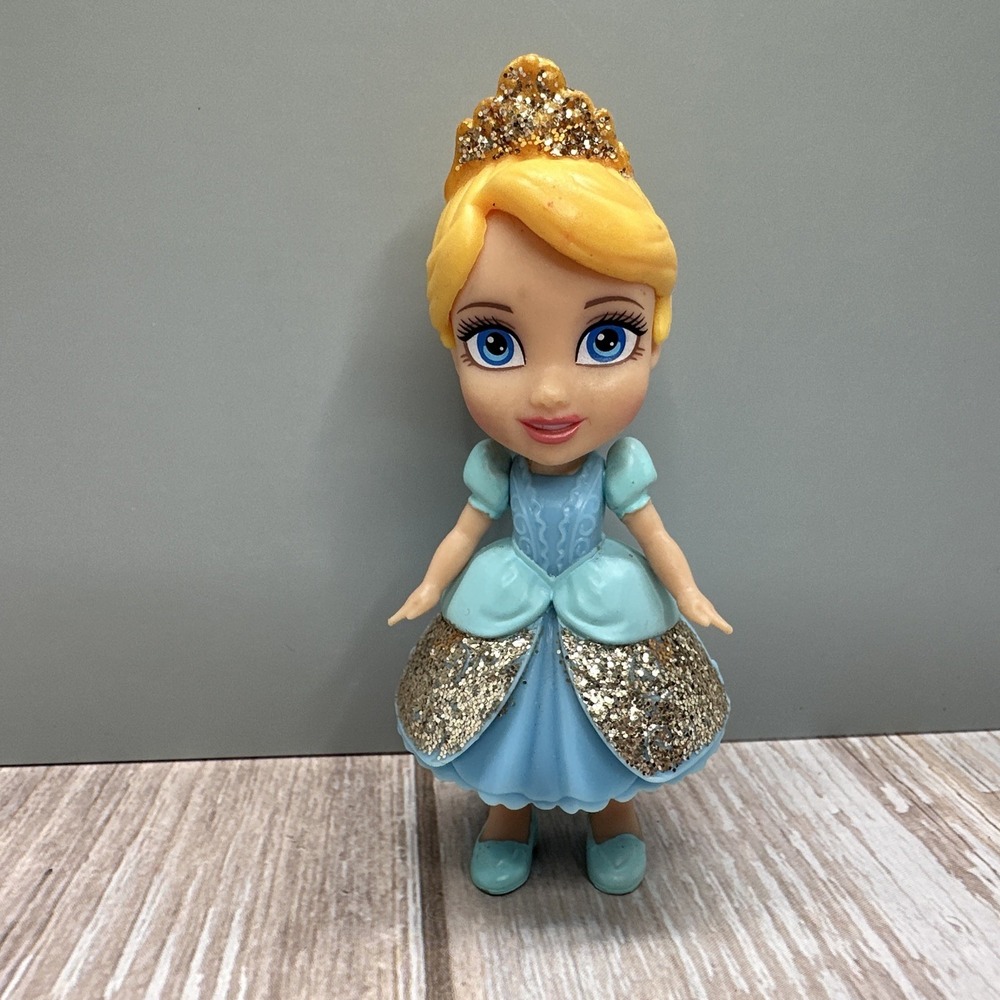 Disney Princess Cinderella Mini Glitter Dress 3" Posable Doll 2021